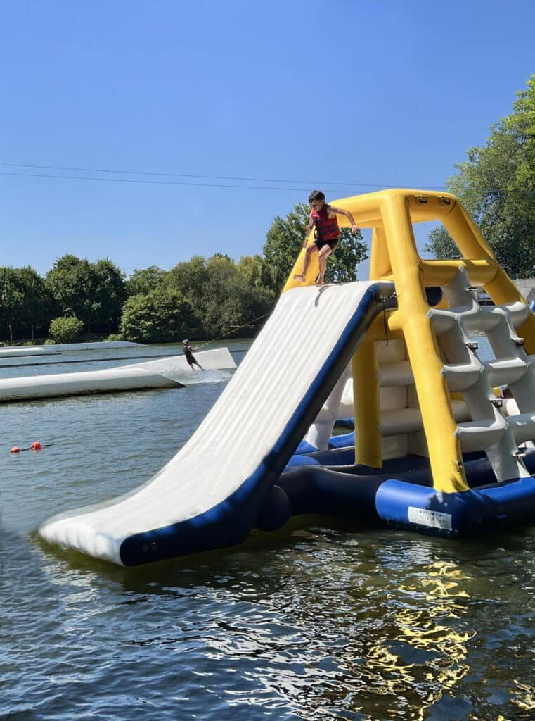 Baw-Sports_aquapark_Parc_Aquatiques_gonflables